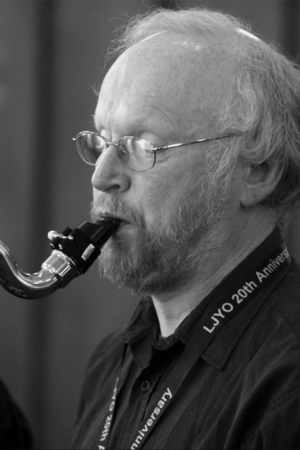 Tom-Box-pic-Screen-Shot-2020-07-06-at-12.06.36-AM